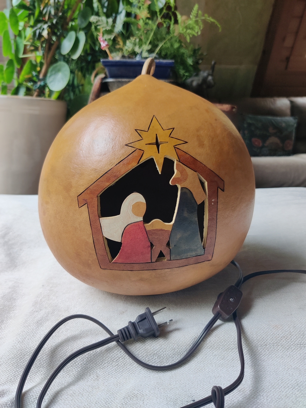 Nativity Manger Gourd Lamp Handmade Christmas Jesus Mary Joseph 11" Meadowbrooke
